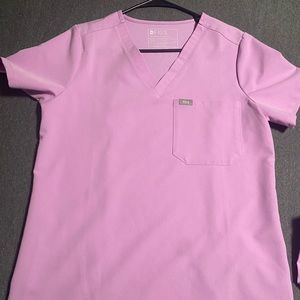 Figs one pocket scrub top dusk size small